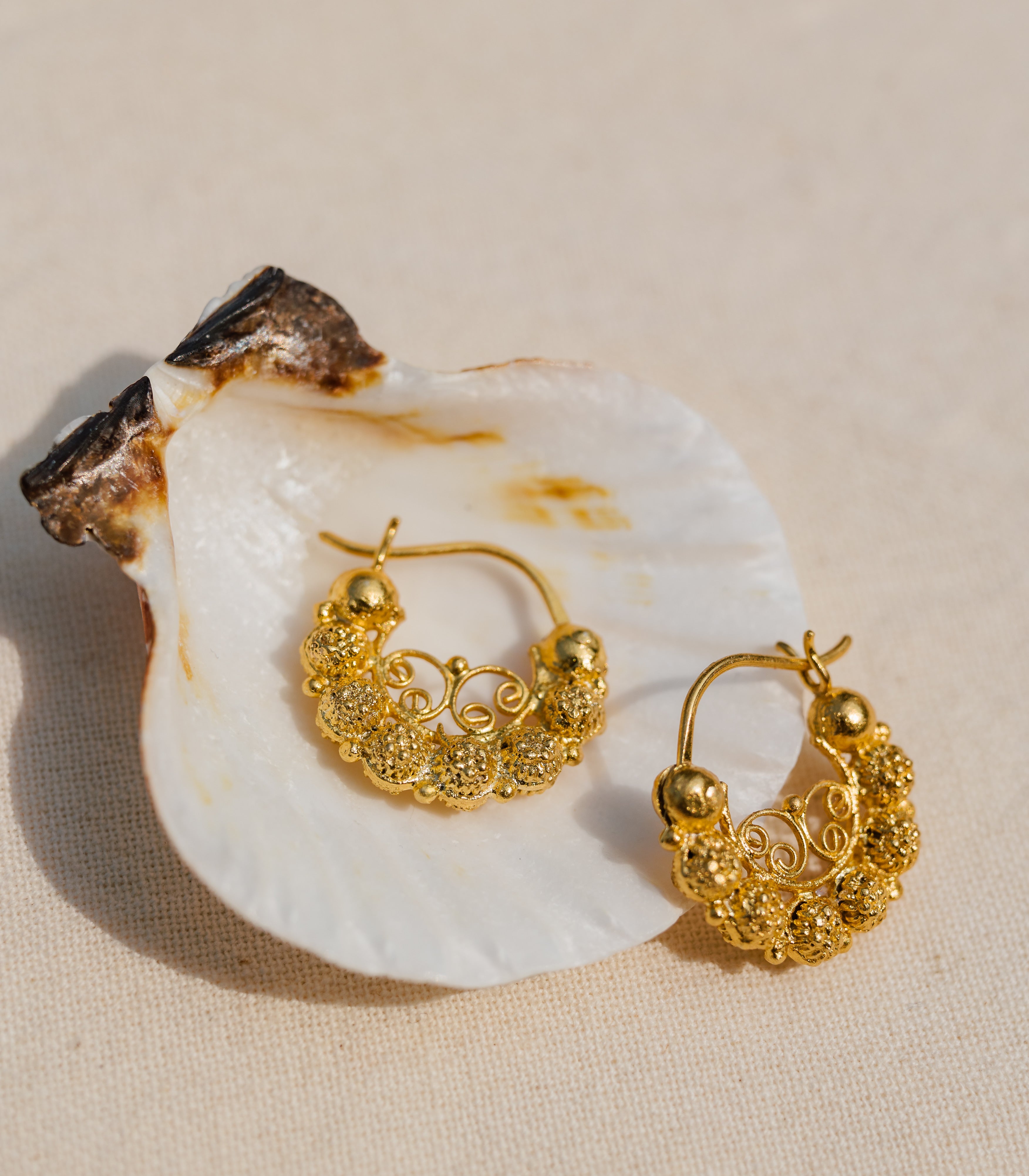 Claudia Creolla Earrings - AMAMI