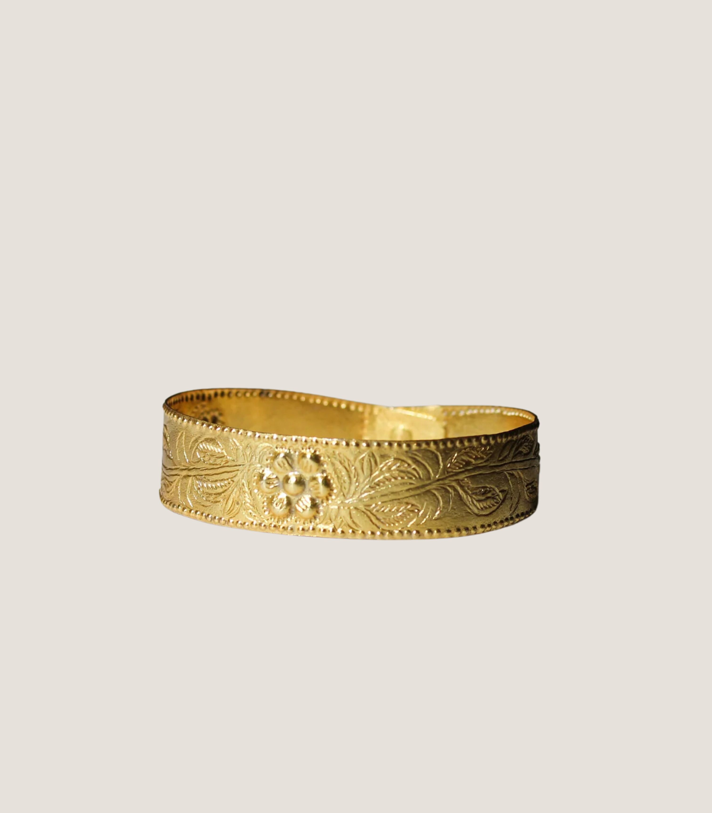 Pulseras Ivatan Gold Band Bracelet - AMAMI