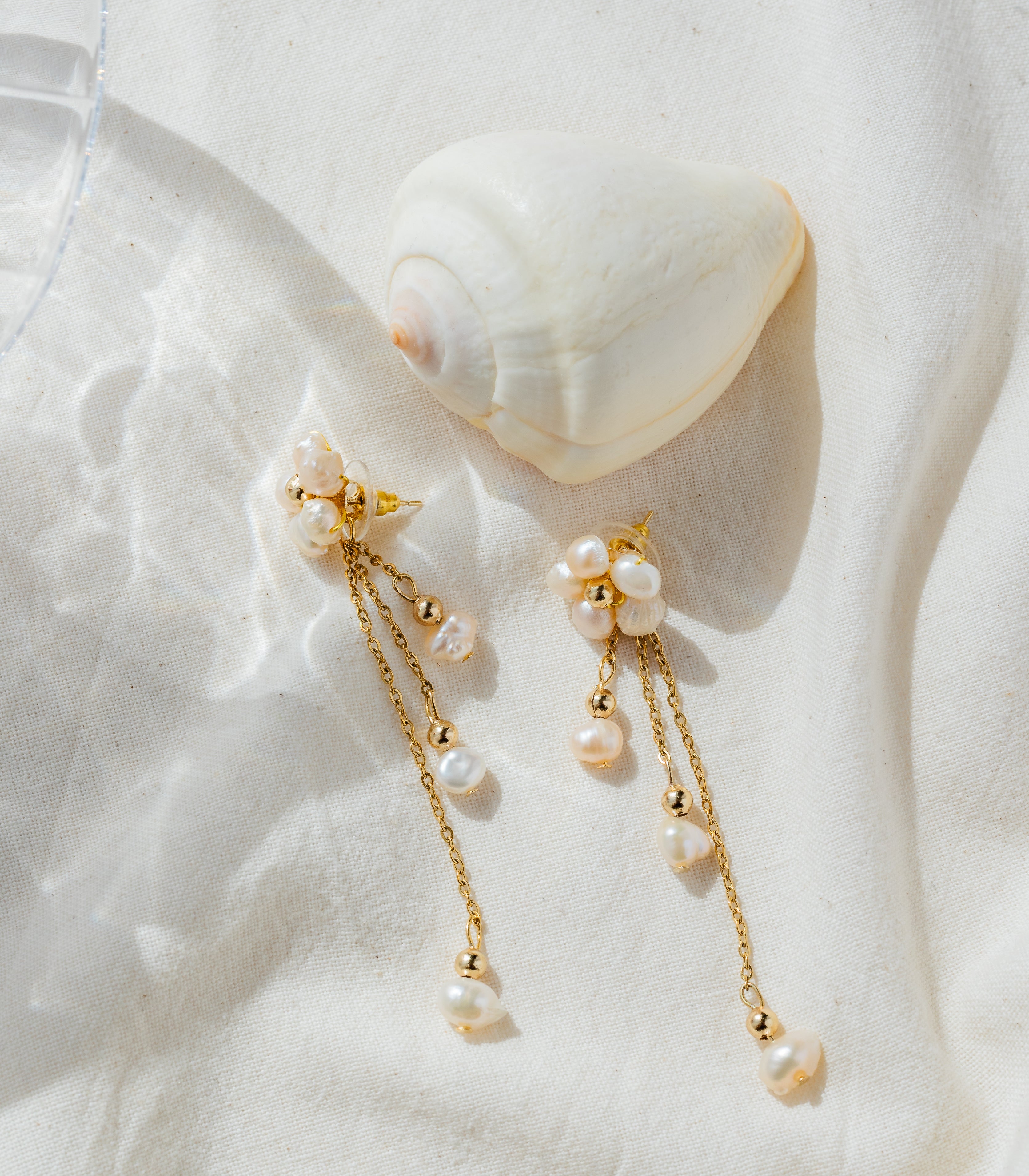 Kalachuchi Dangler Earrings (Two-Way) - Arete
