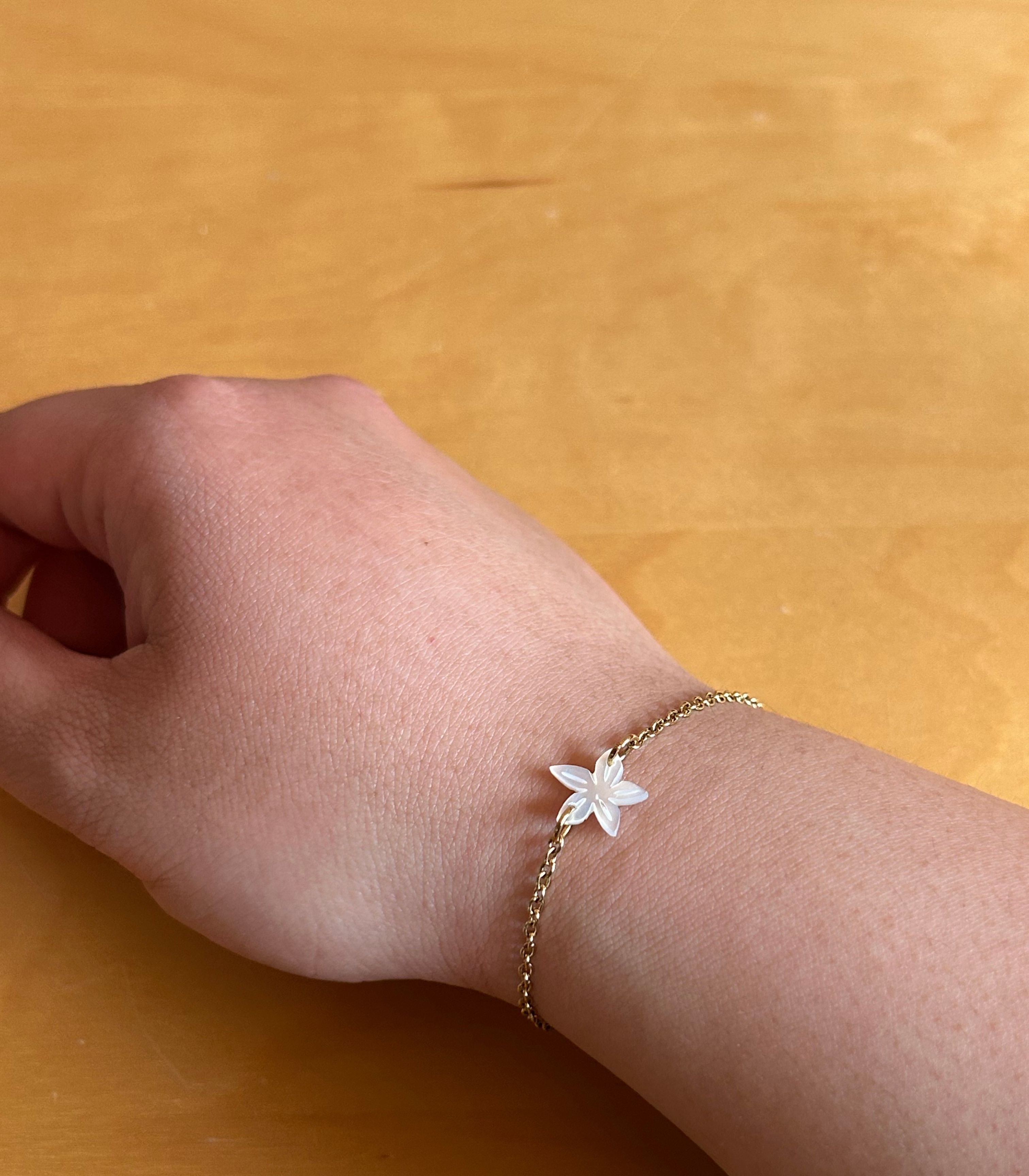 Santan Flower Bracelet - Lily Jewelry