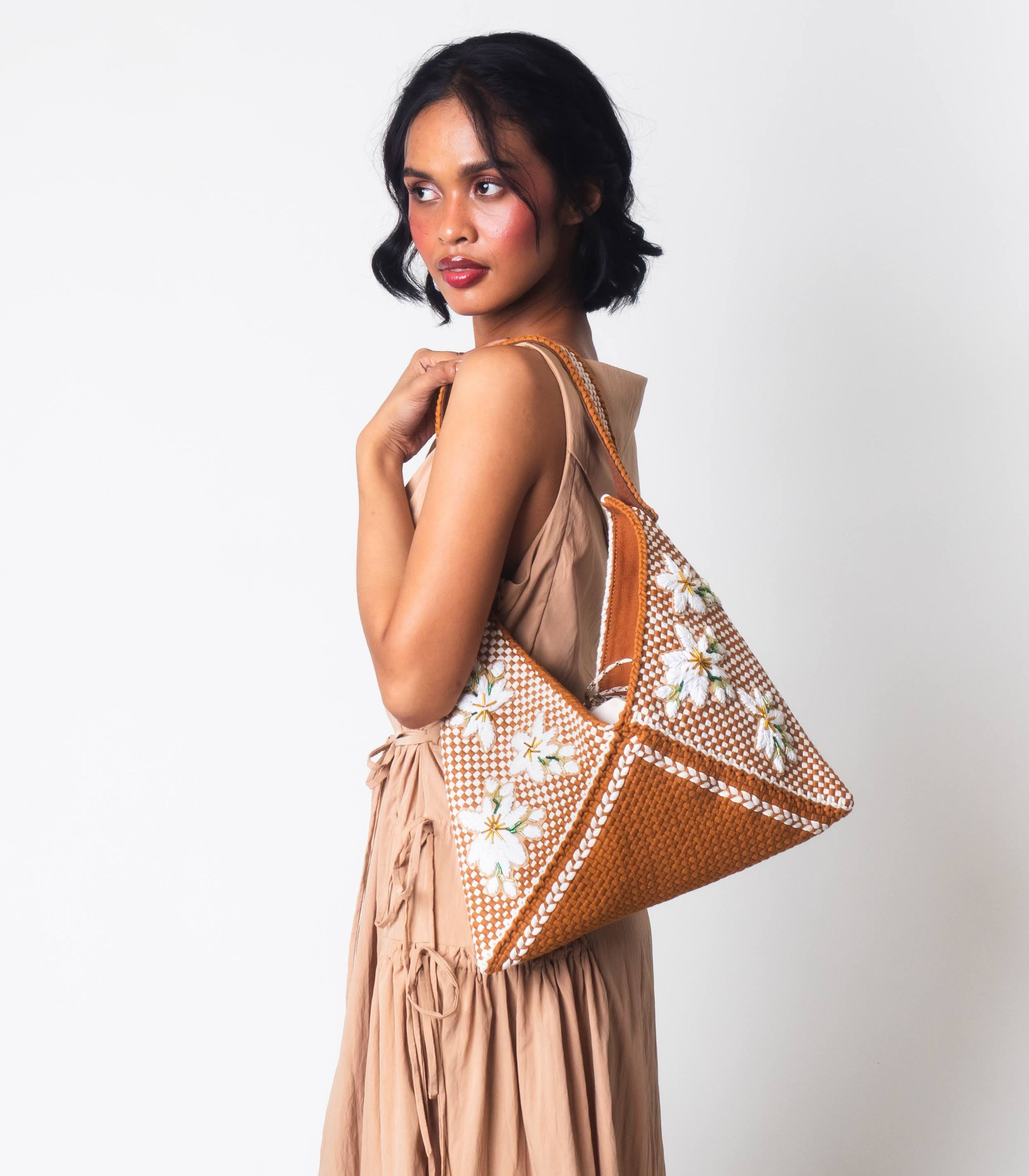 Sampaguita Philippine Flowers Convertible Puso Wedding Tote - R2R