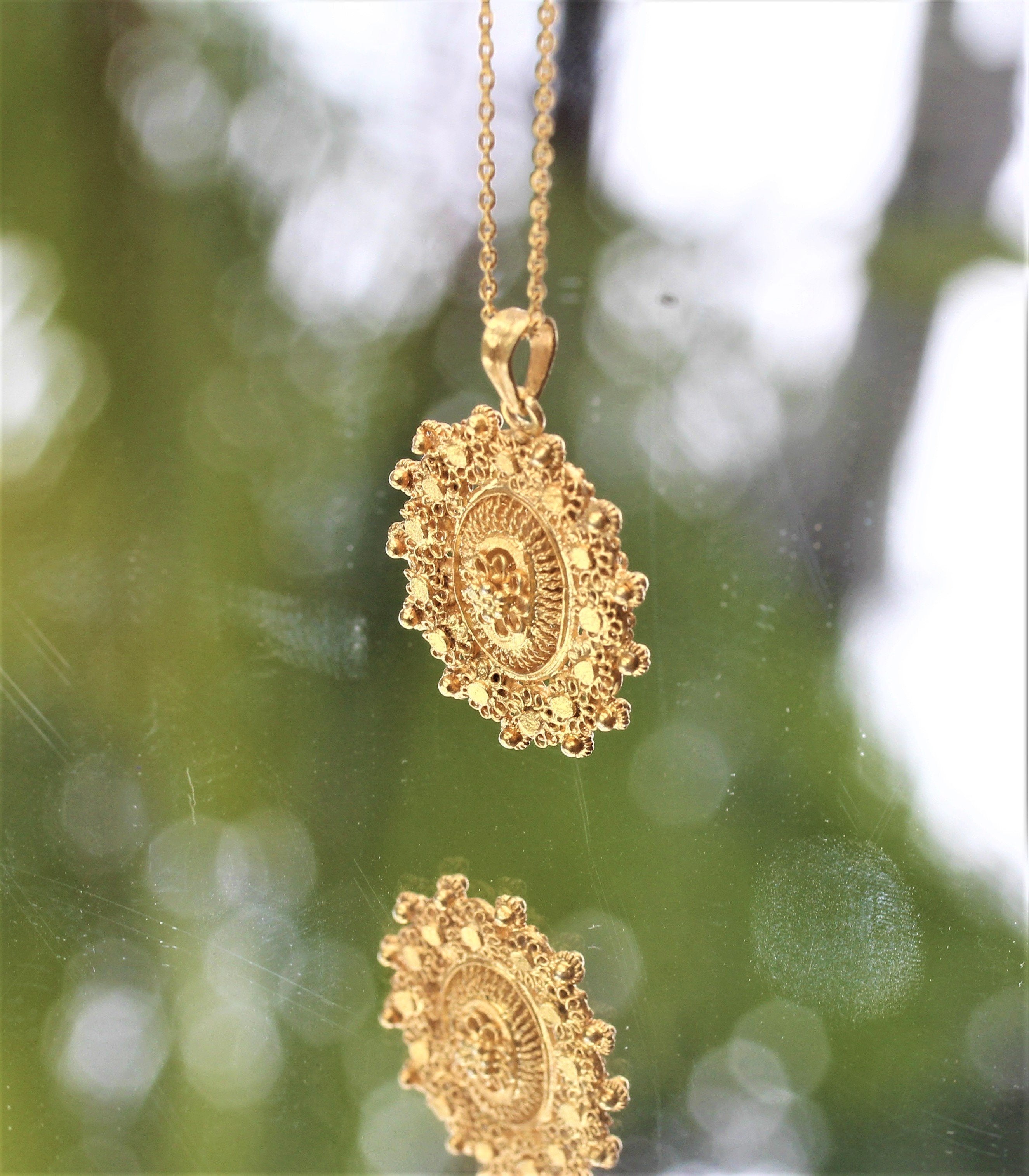 Mini Relikaryo Pendant Necklace - AMAMI