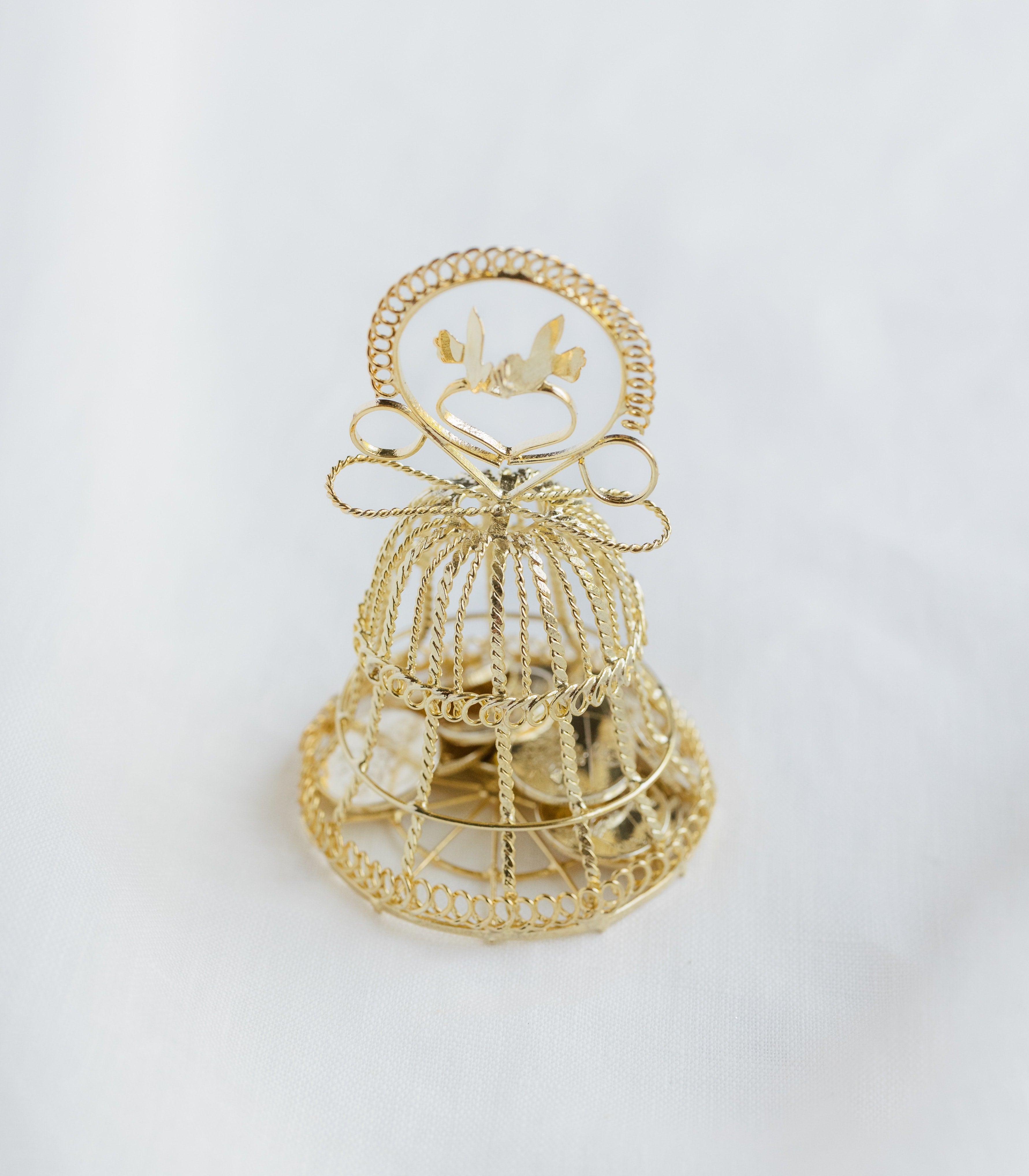 WeddingLibrary - Gold - Bell Arras