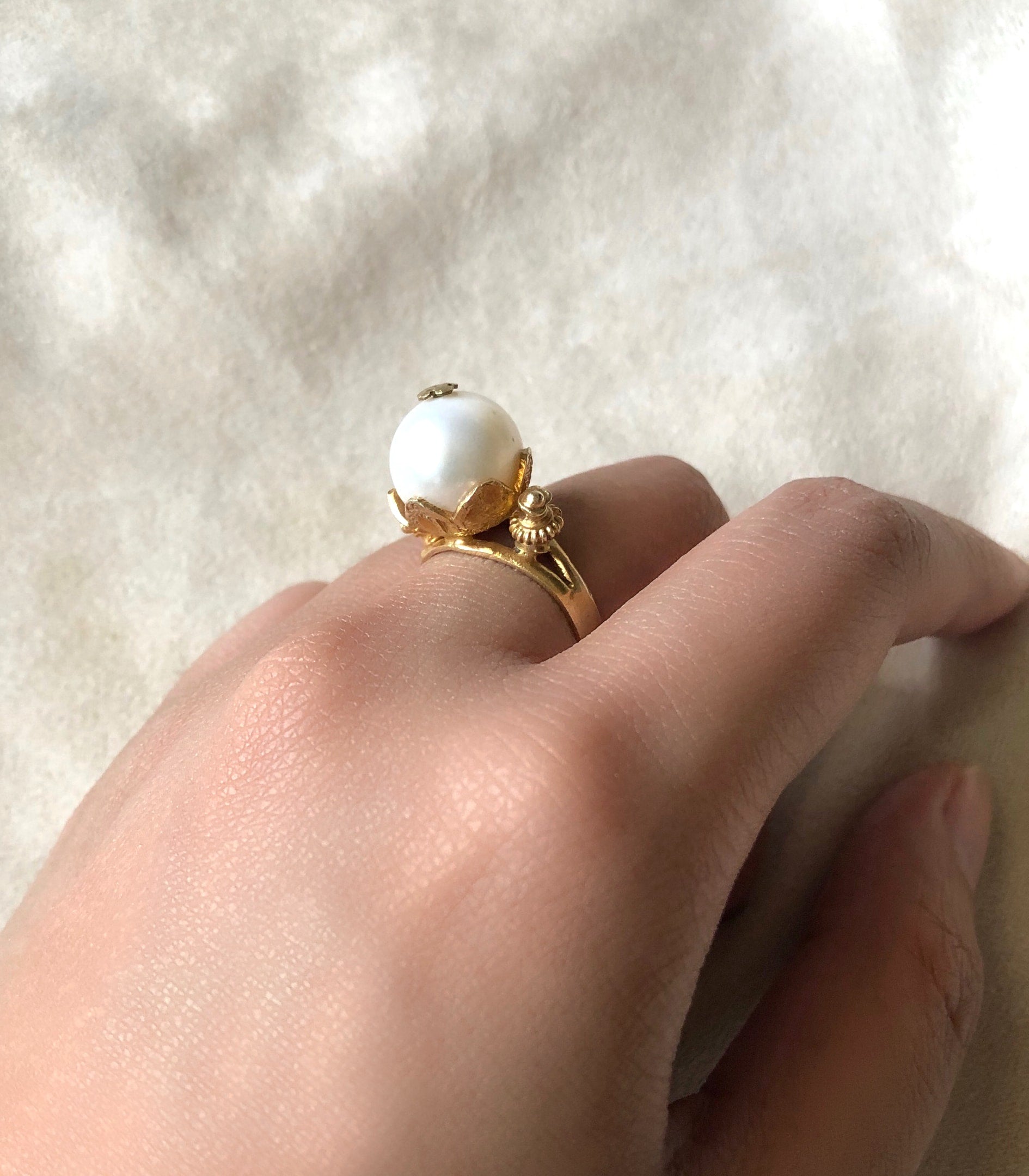 Pearl Tambourine Ring - AMAMI