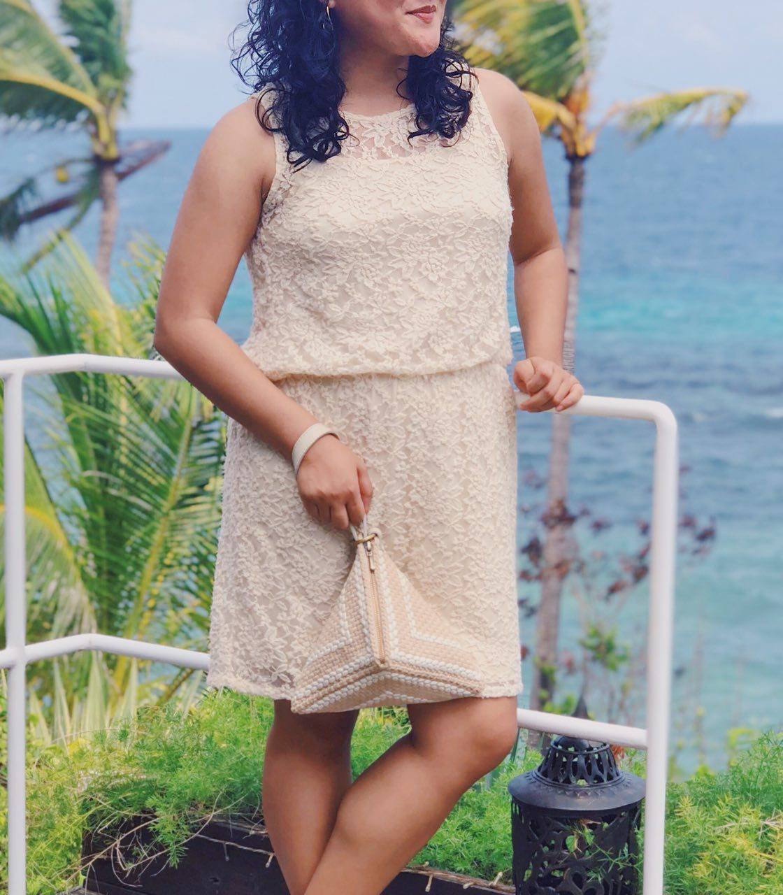 Puso Pyramid Handbag