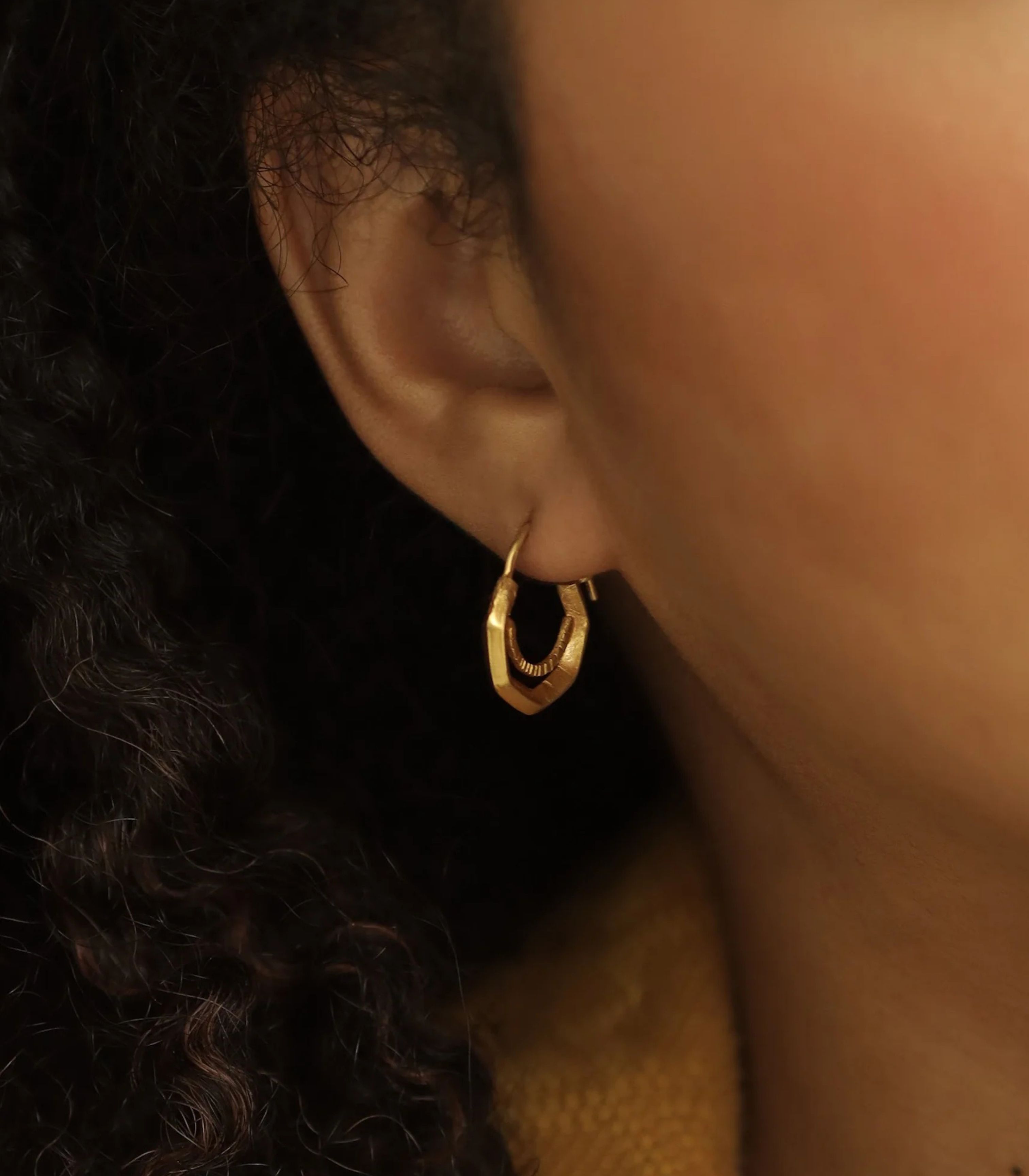 Chingkakawayan Ivatan Gold Hoop Earrings - AMAMI