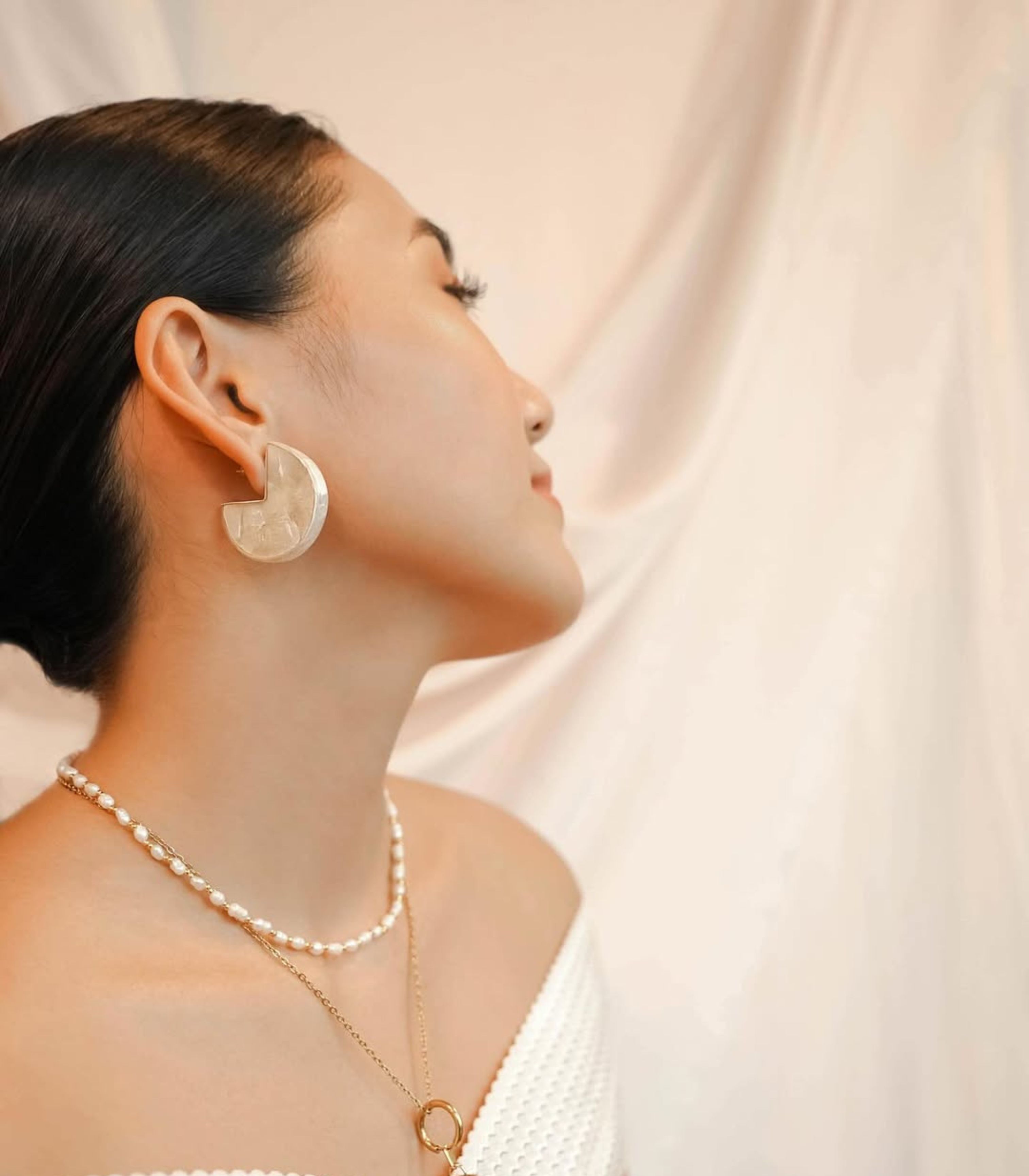 Capiz Crescent Stud Earrings - Arete