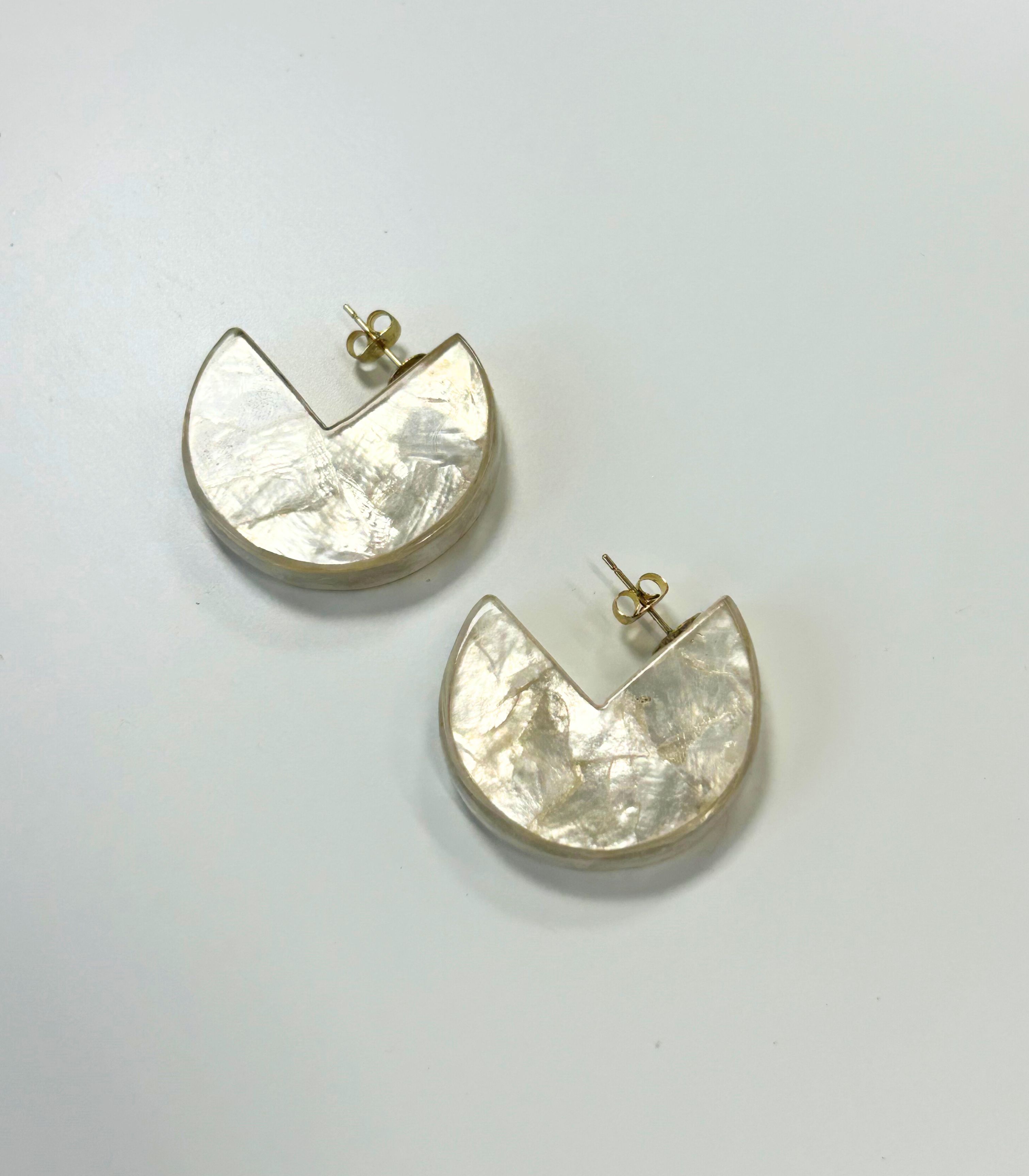 Capiz Crescent Stud Earrings - Arete