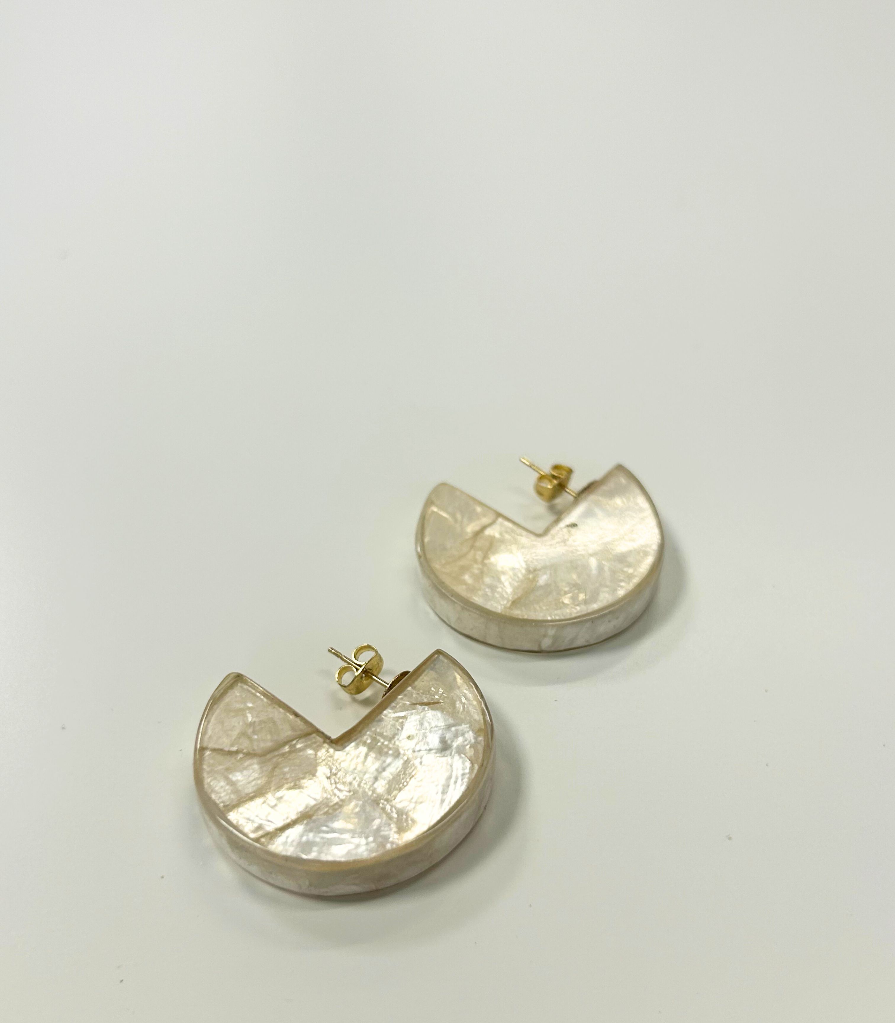 Capiz Crescent Stud Earrings - Arete