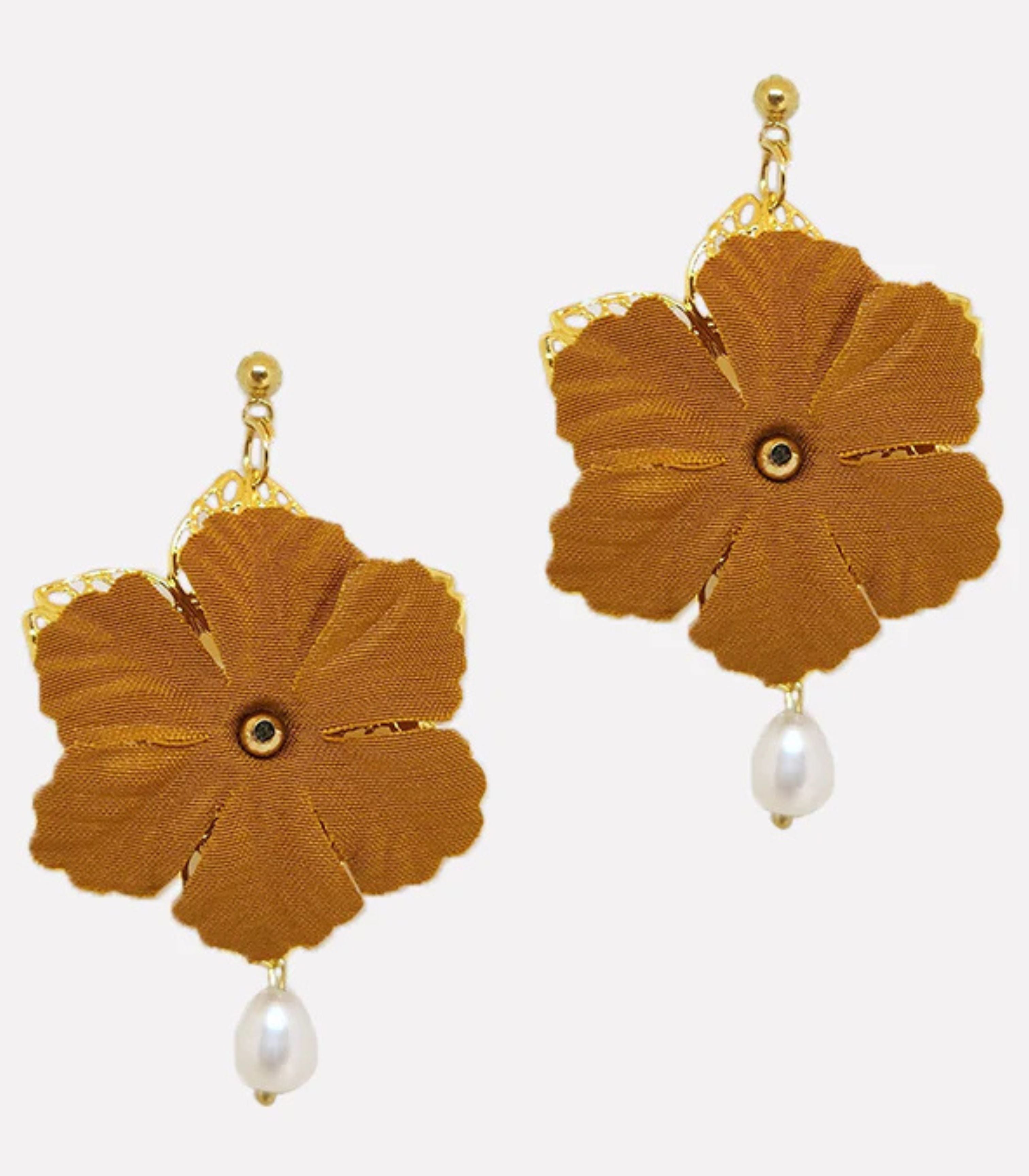 Margarita Pearl Earrings in Mustard - Arete