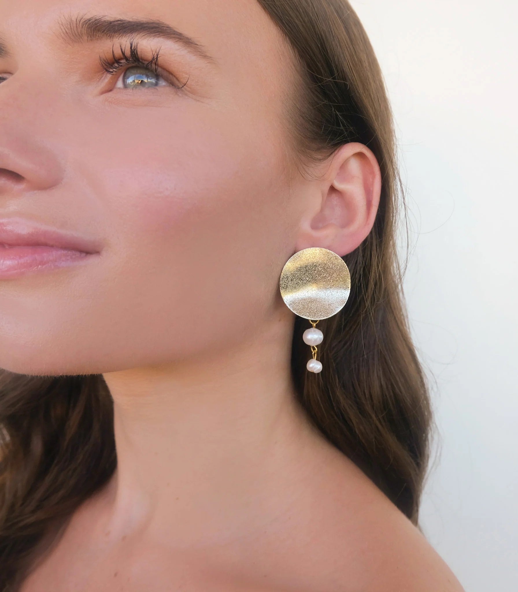 Moon Pearl Lamina Earrings - Arete