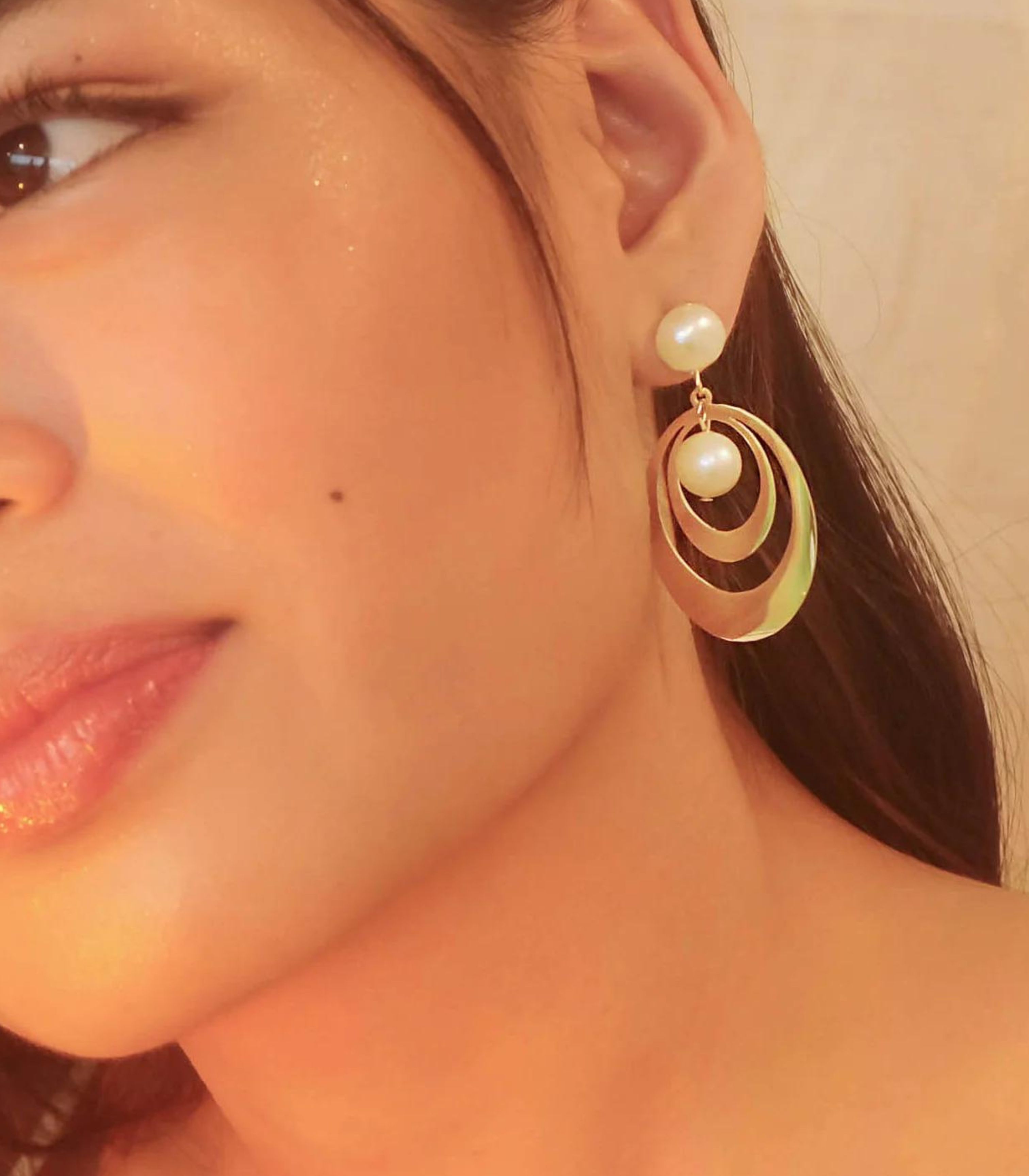 Ola Perla Wave Earrings - Arete