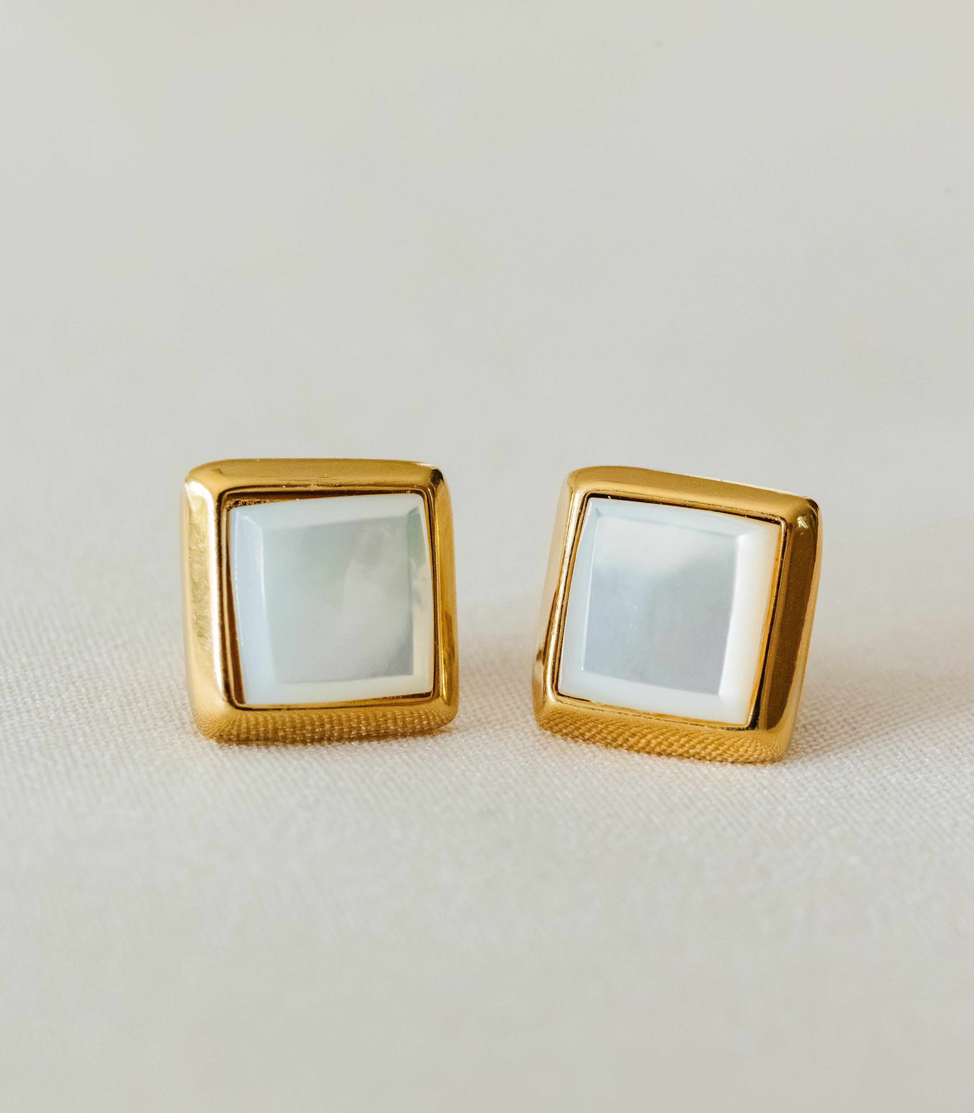 Quad Stud Earrings In Mother of Pearl - Lily Jewelry