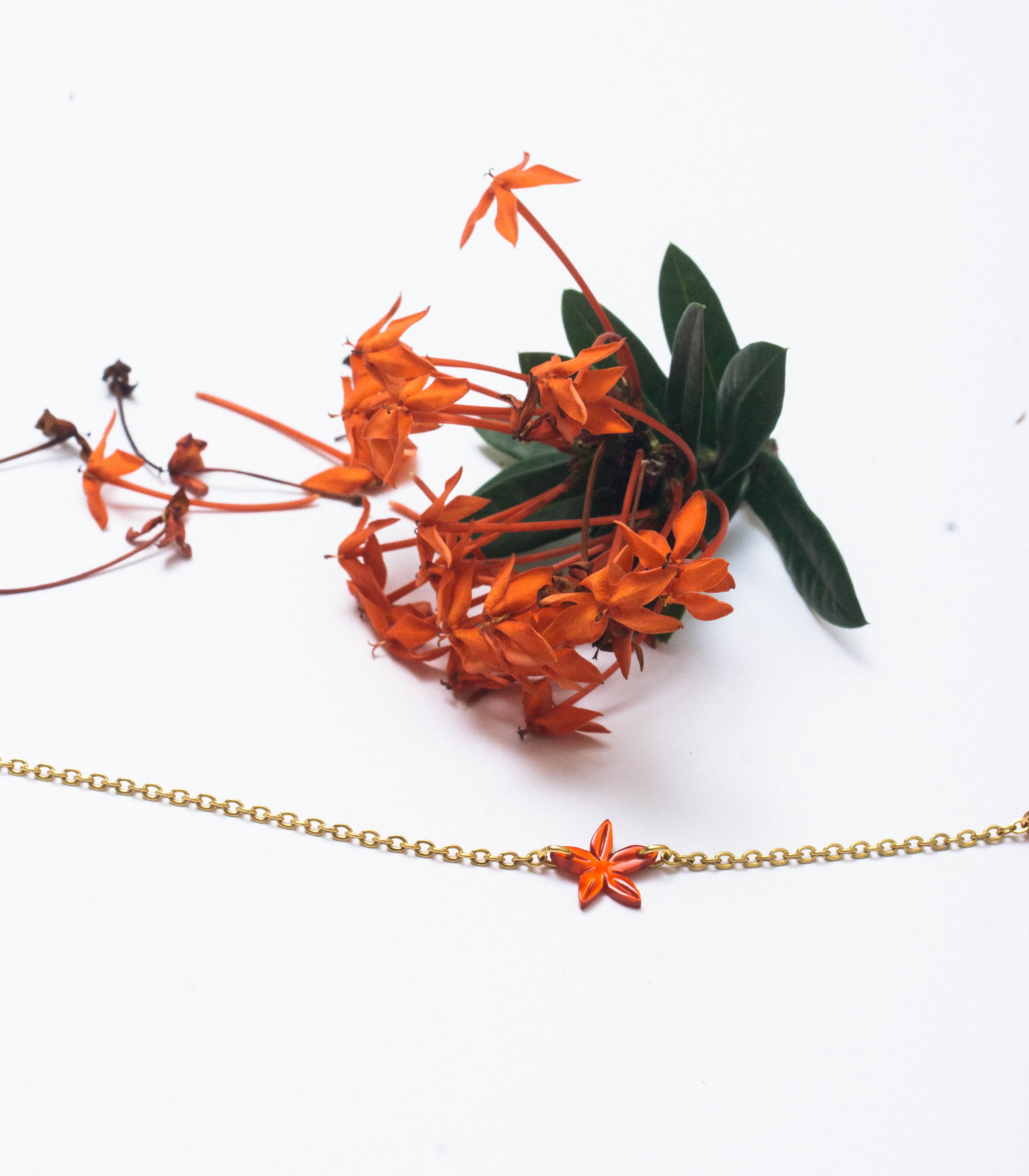 Santan Mother of Pearl Flower Bracelet in Red - Lily Jewelry
