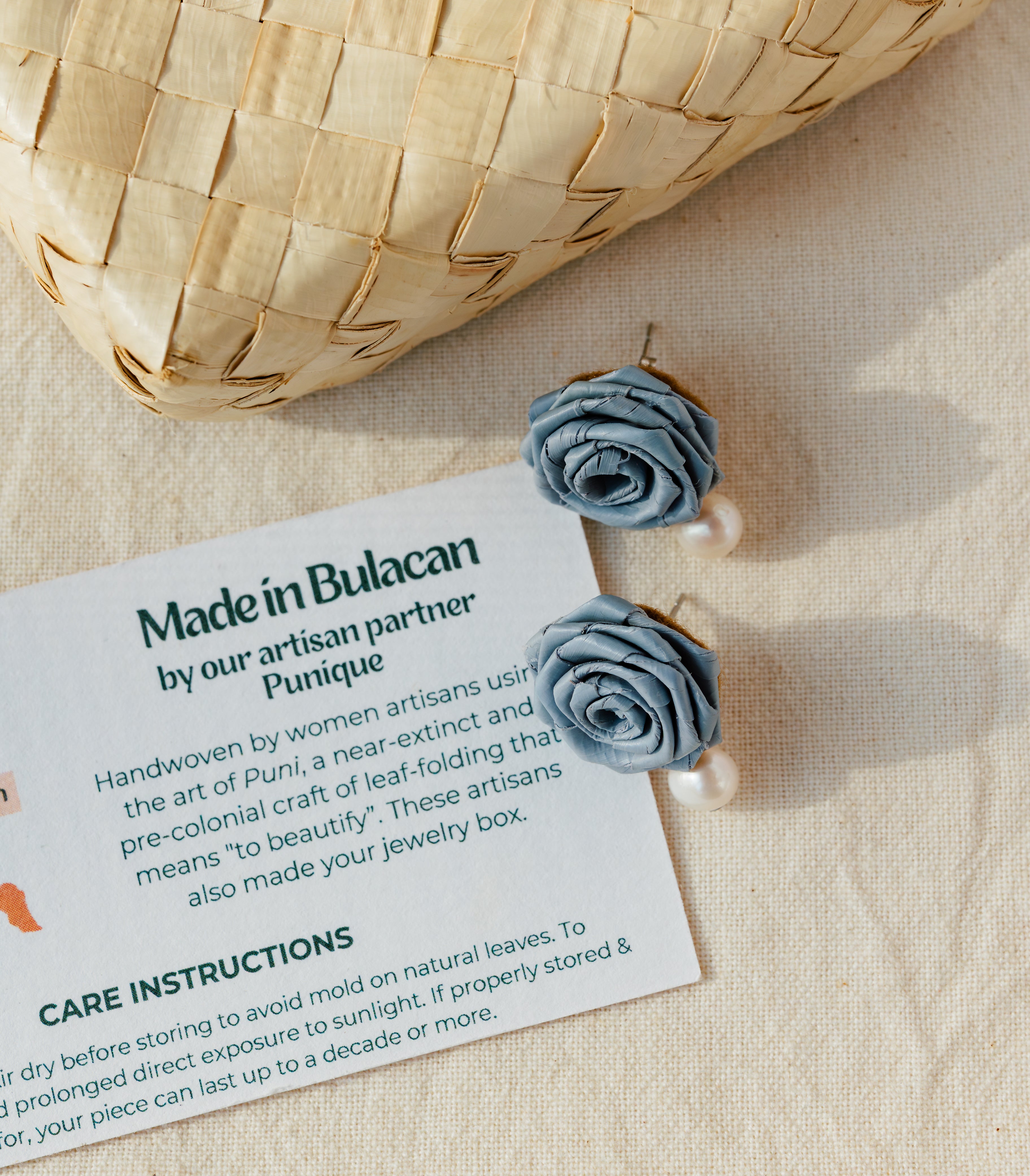 Woven Rosas With Pearls Earrings - Dusty Blue - Punique