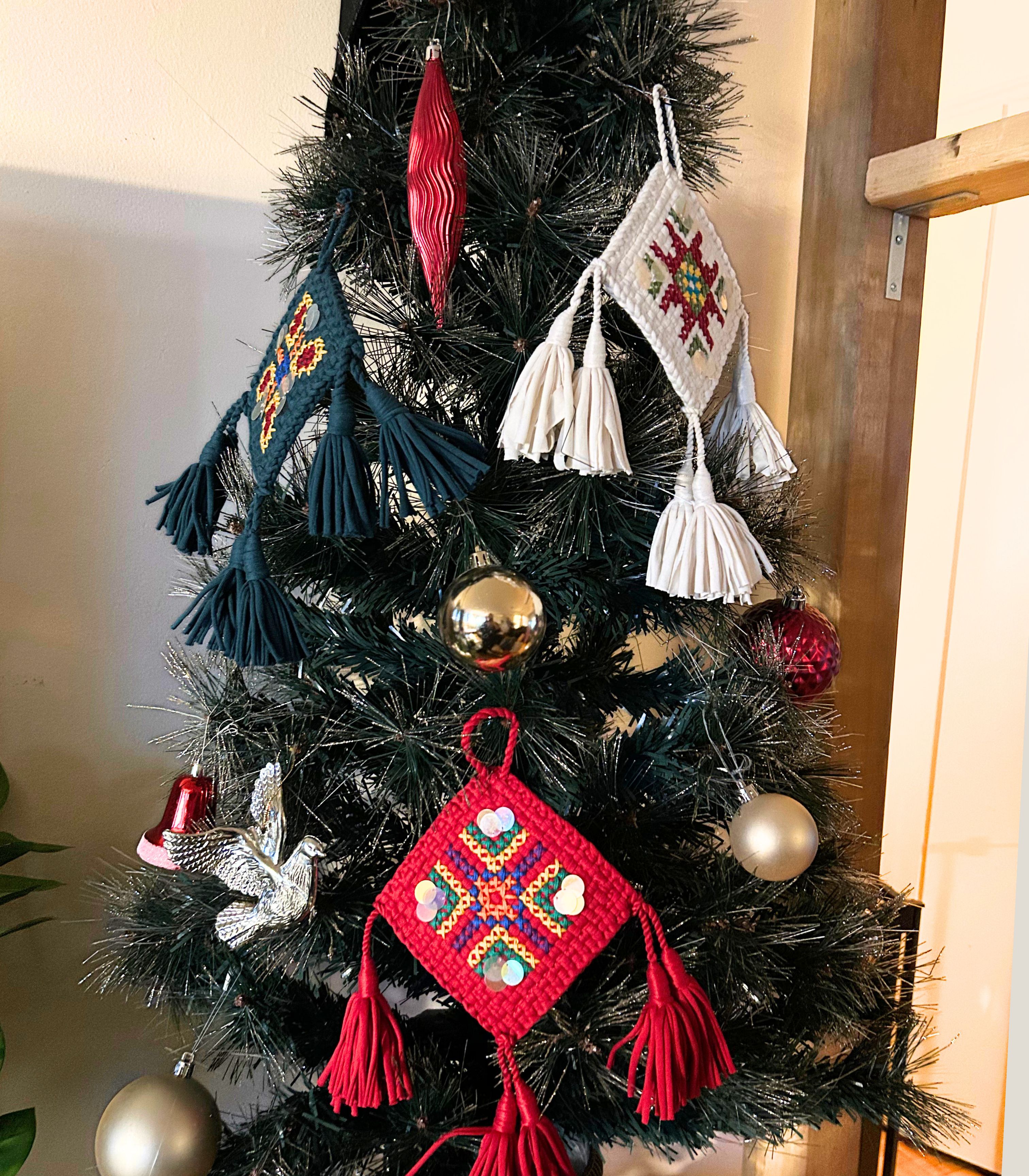 *Free Gift * Handwoven Mini Parol Ornament
