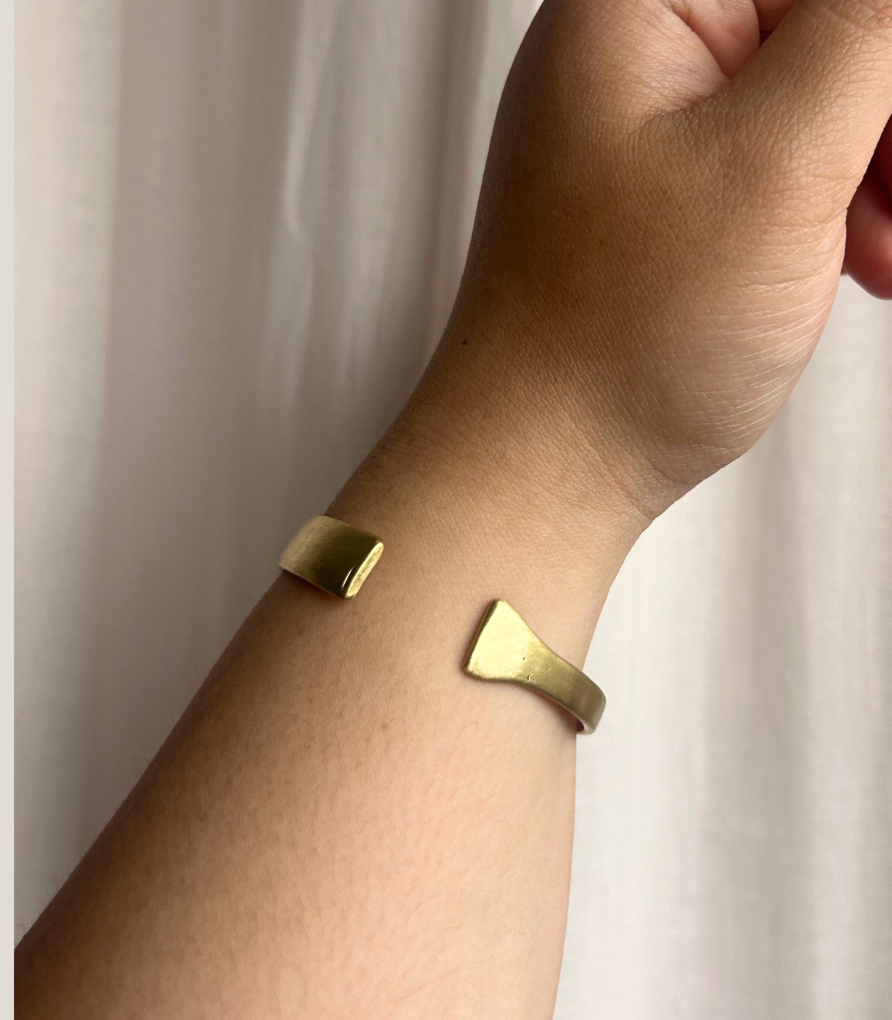 Kwa Oar Brass Cuff Bracelet 
- Sesotunawa