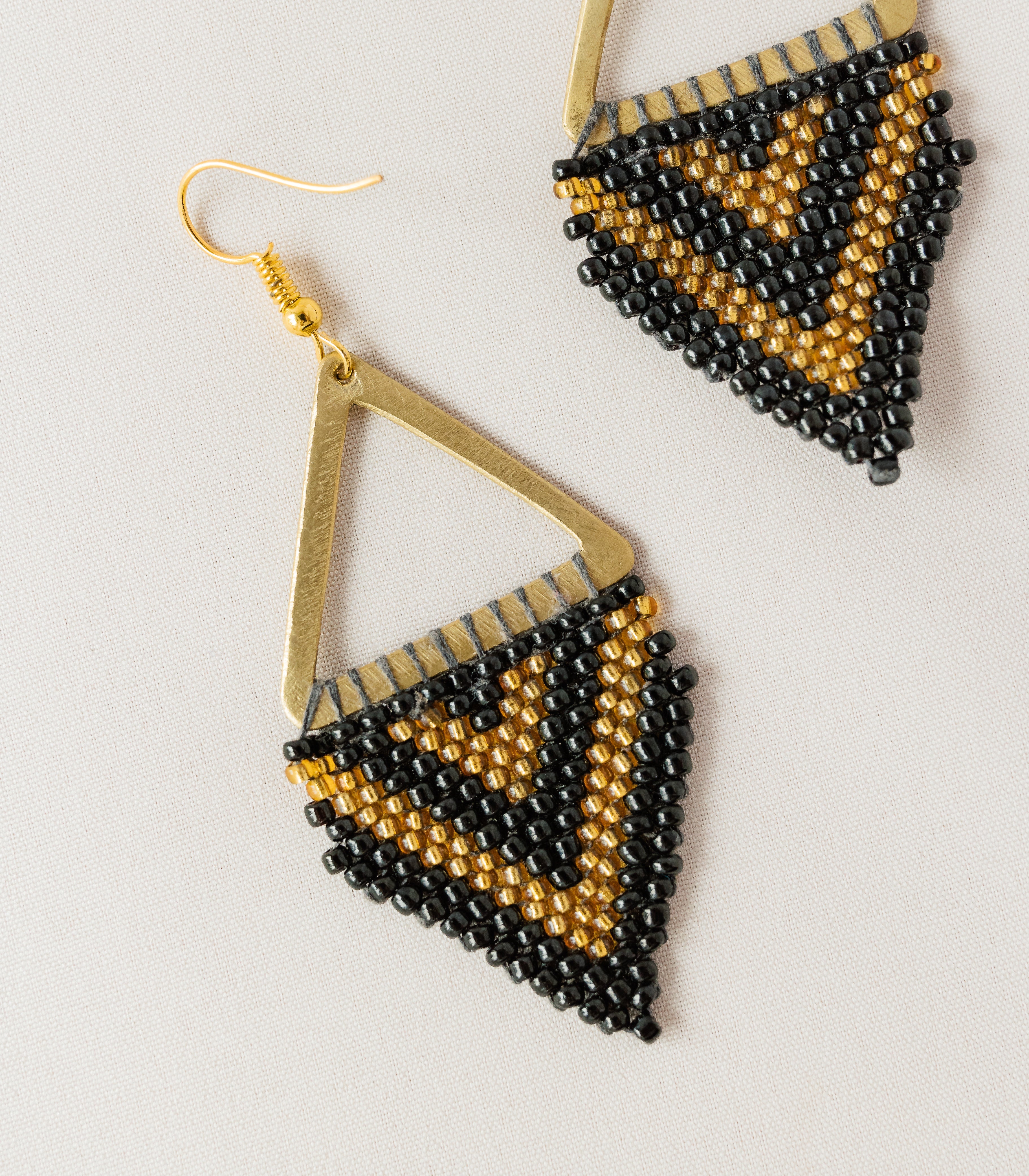 Segebot Friendship Earrings - Sesotunawa