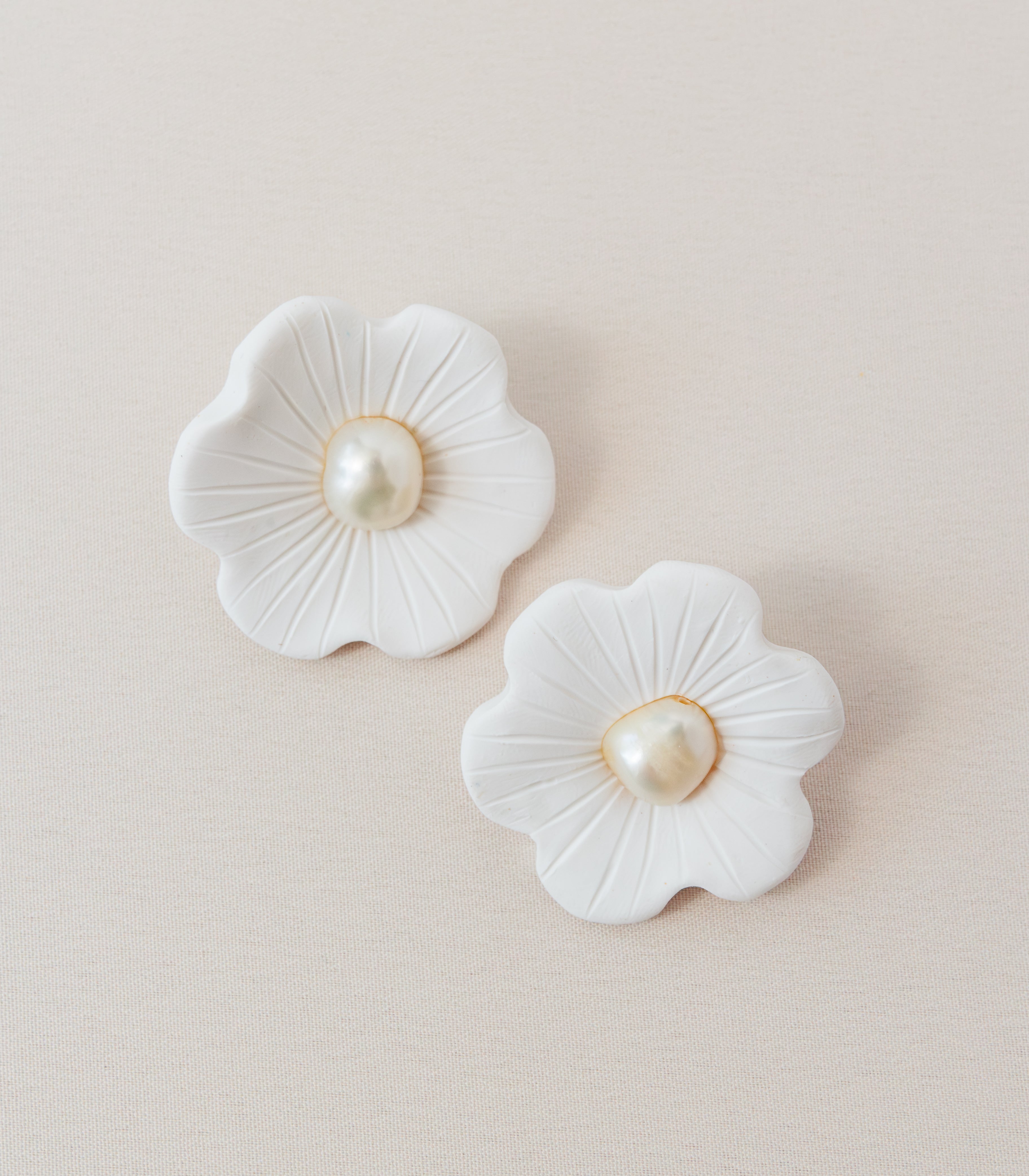 Pearly Sampaguita Studs - Tropik Beatnik