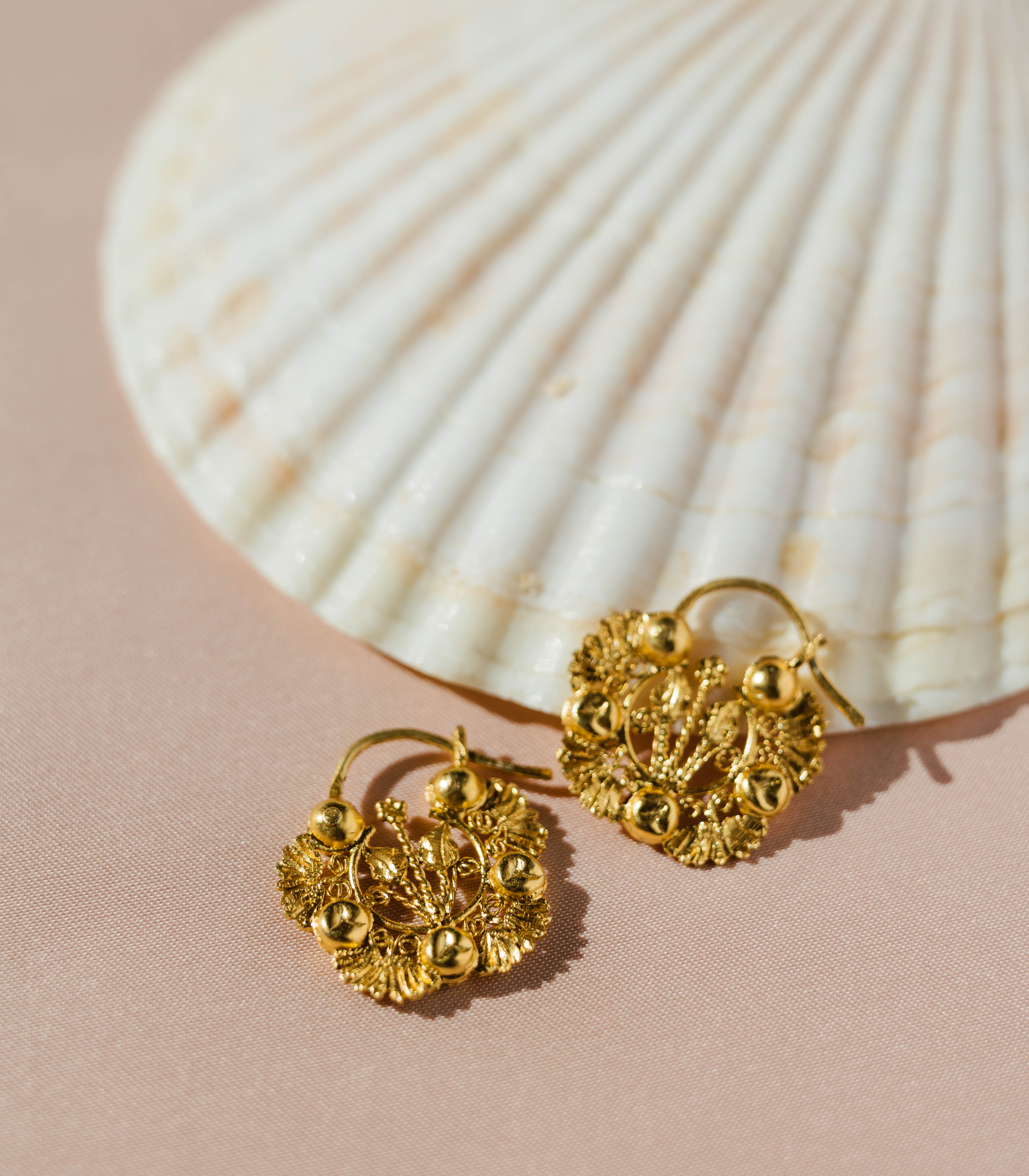 Felicia Creolla Earrings - AMAMI