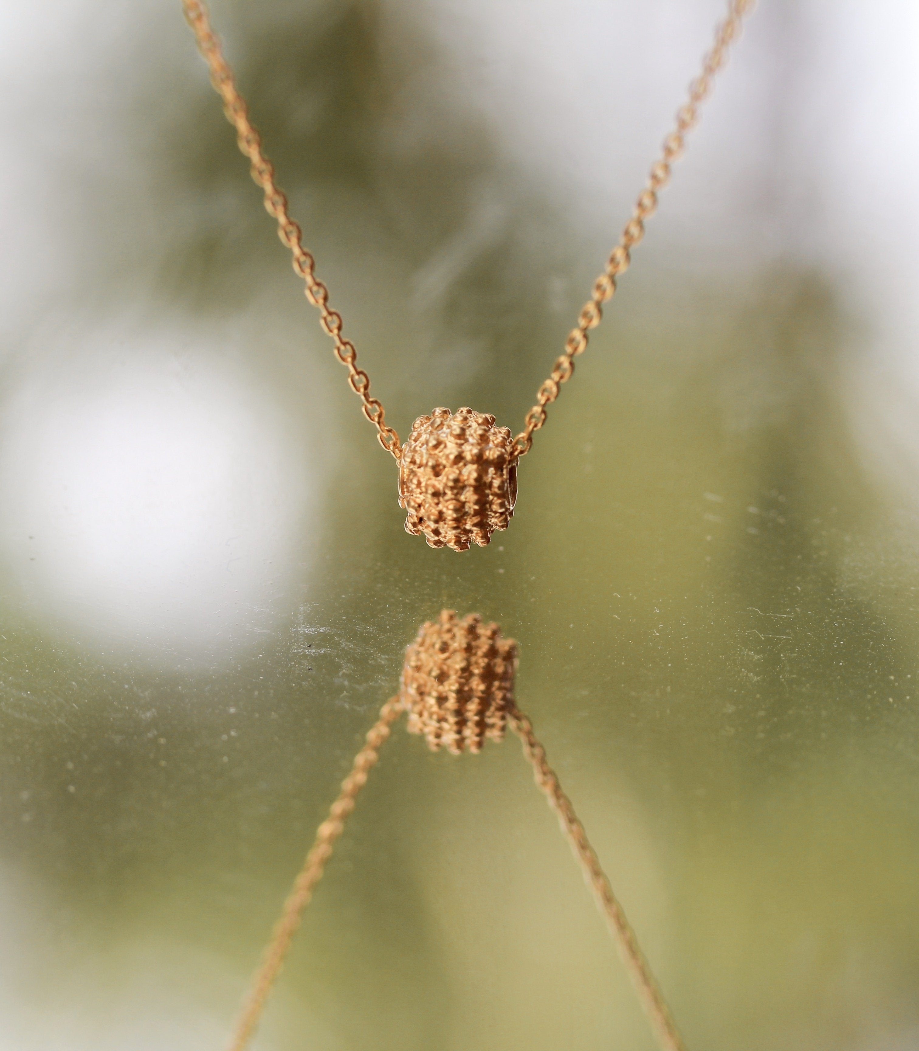 Parug Chain Pendant Necklace - AMAMI