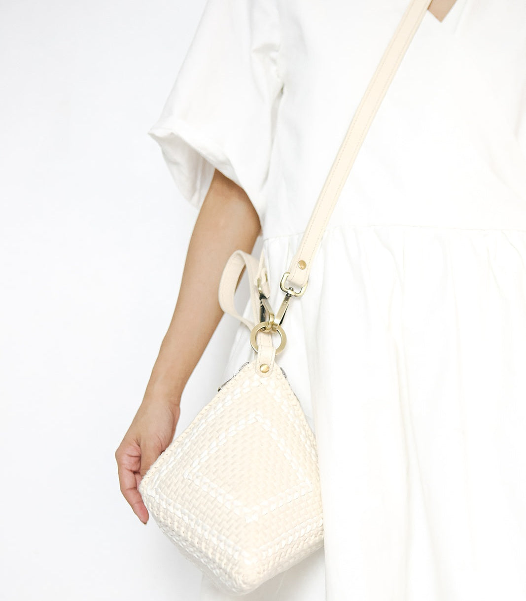 Puso Pyramid Handbag with a model - Beige - Rags2Riches