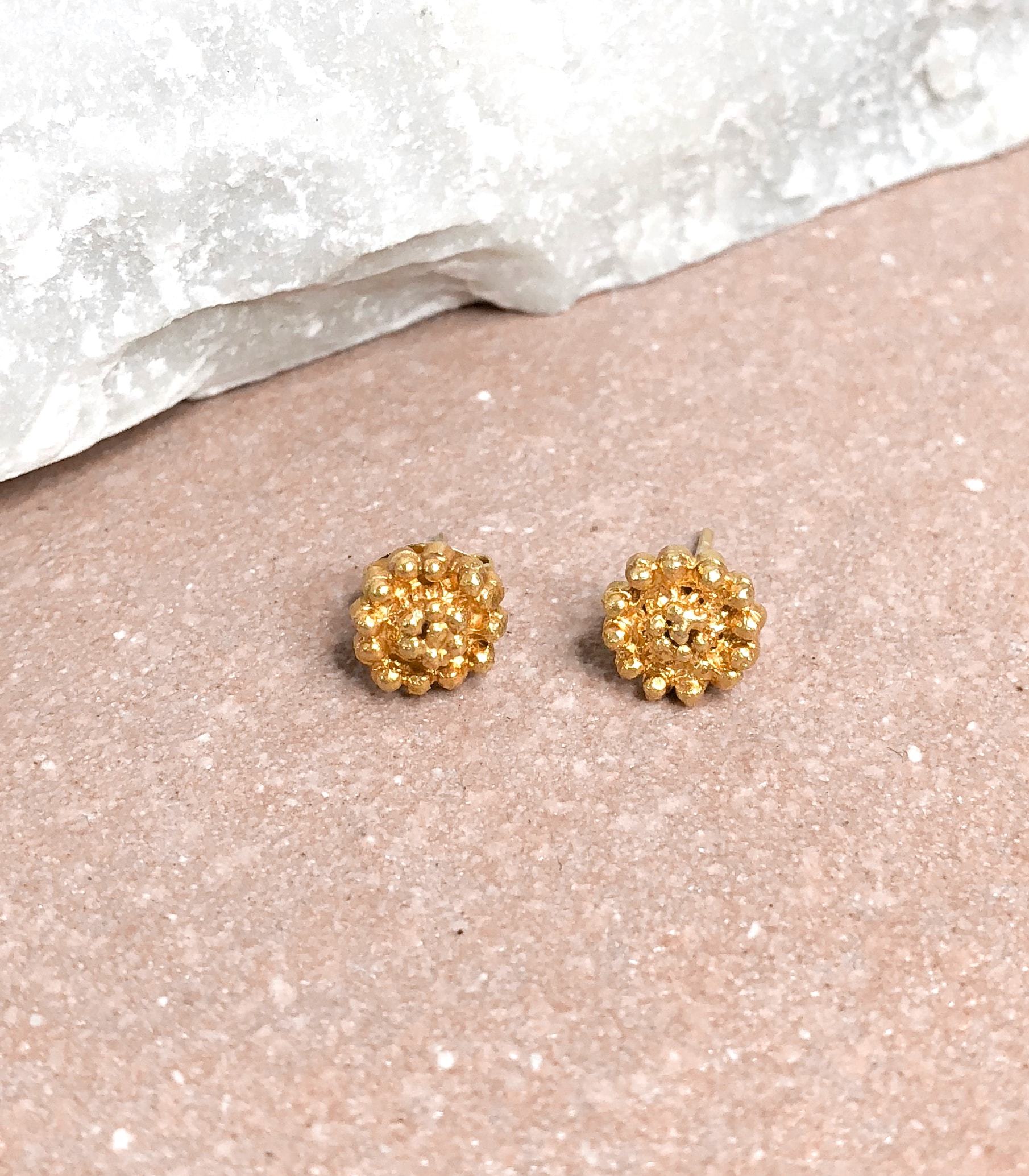 Mara Rosita Studs